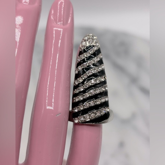 Spike Striped Crystal Finger Nail Ring - Picture 2 of 6